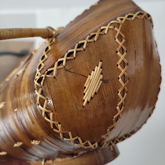 Vintage handmade footed wooden box handbag - Picture 9 of 14